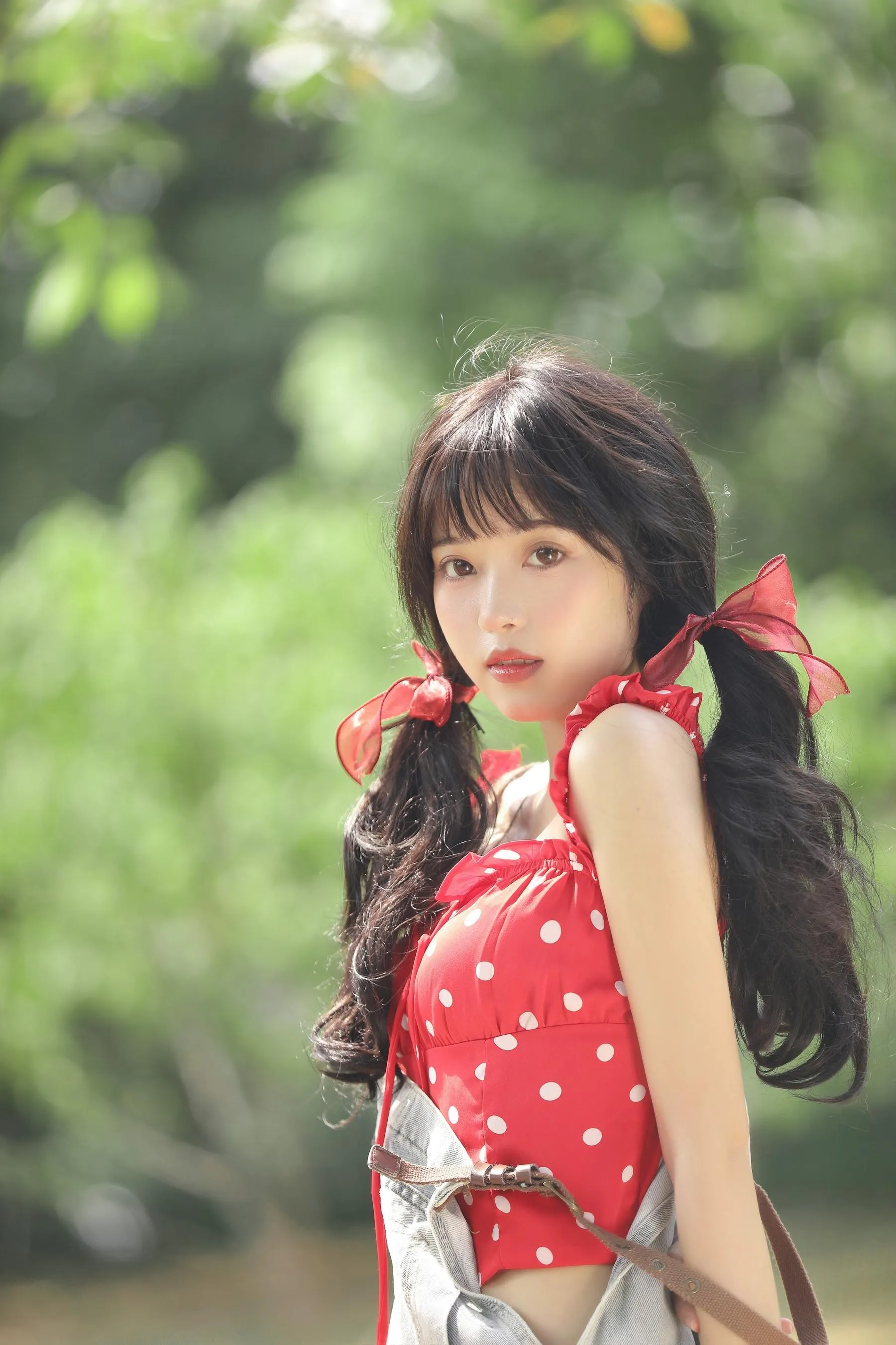 [YITUYU艺图语]2022.09.18 夏末 小薇人儿 [38P]插图5